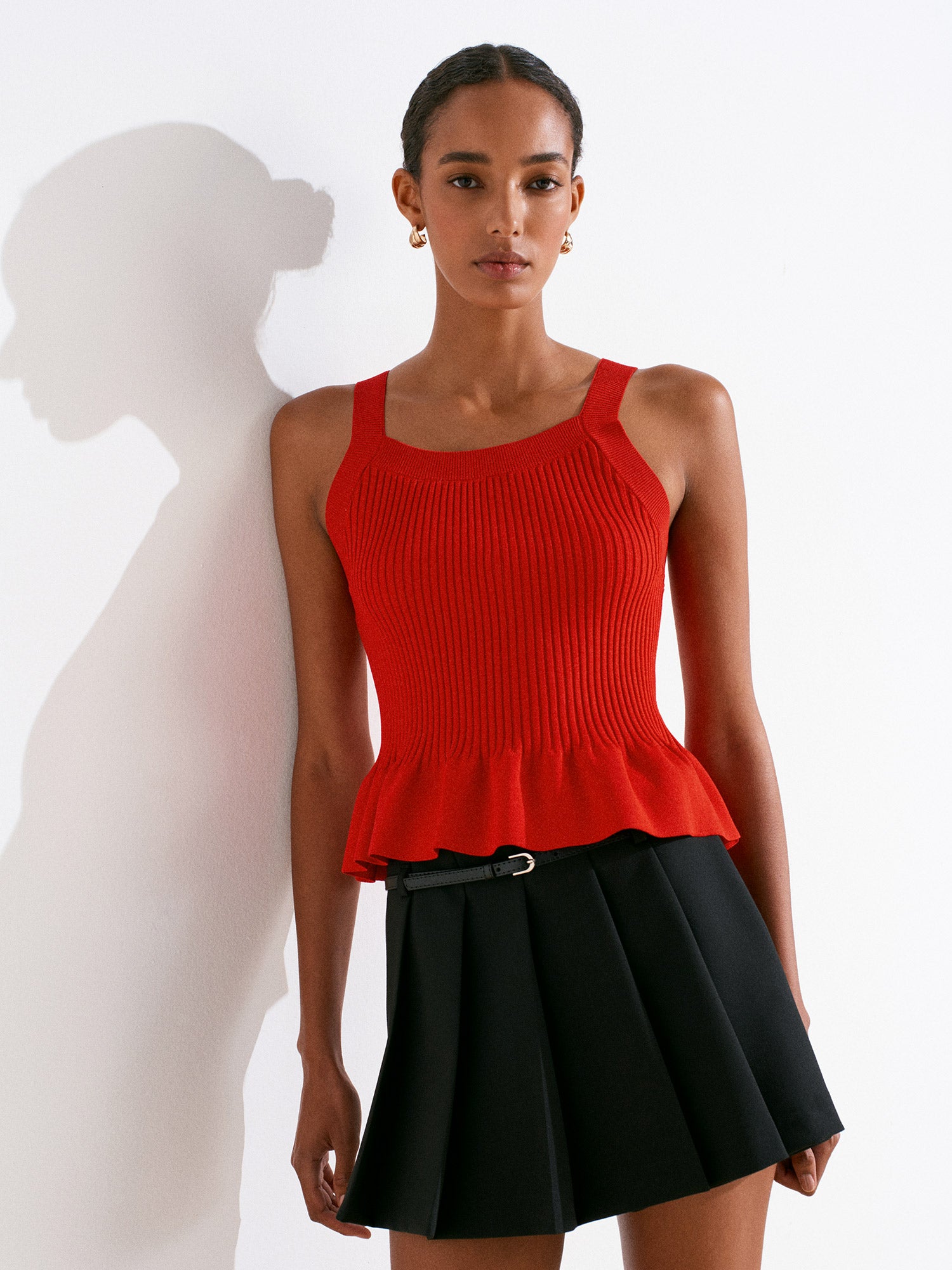 Square-Neck Ribbed Knit Blouse with Straps and Ruffles - Red