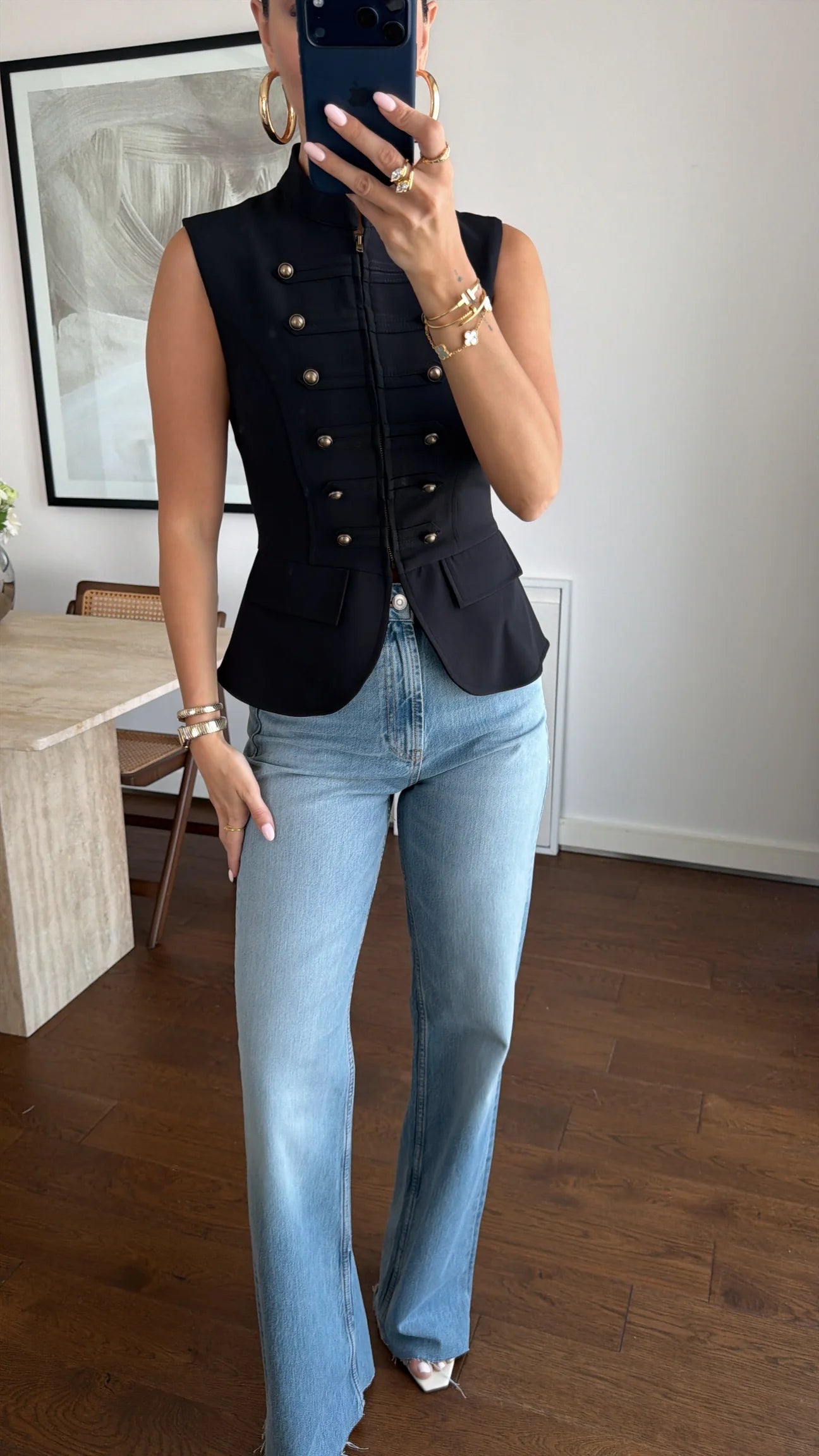 SLEEVELESS BUTTON SHIRT- limited edition