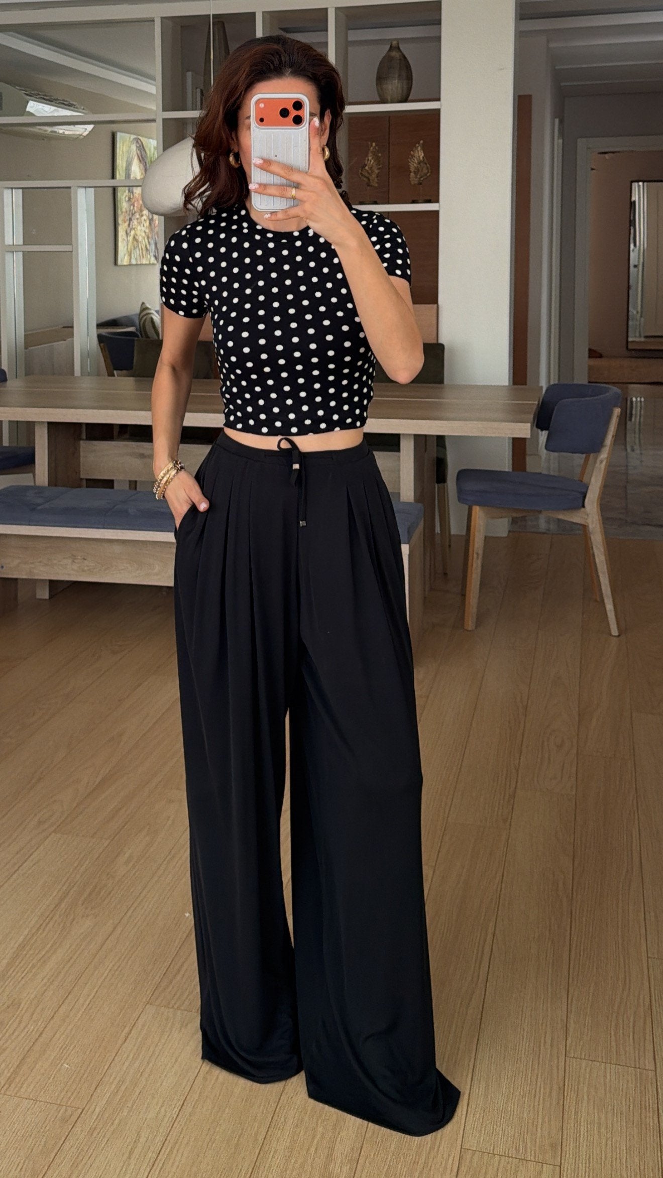 Black- Tencel Pleated Detail Loose-fitting Trousers