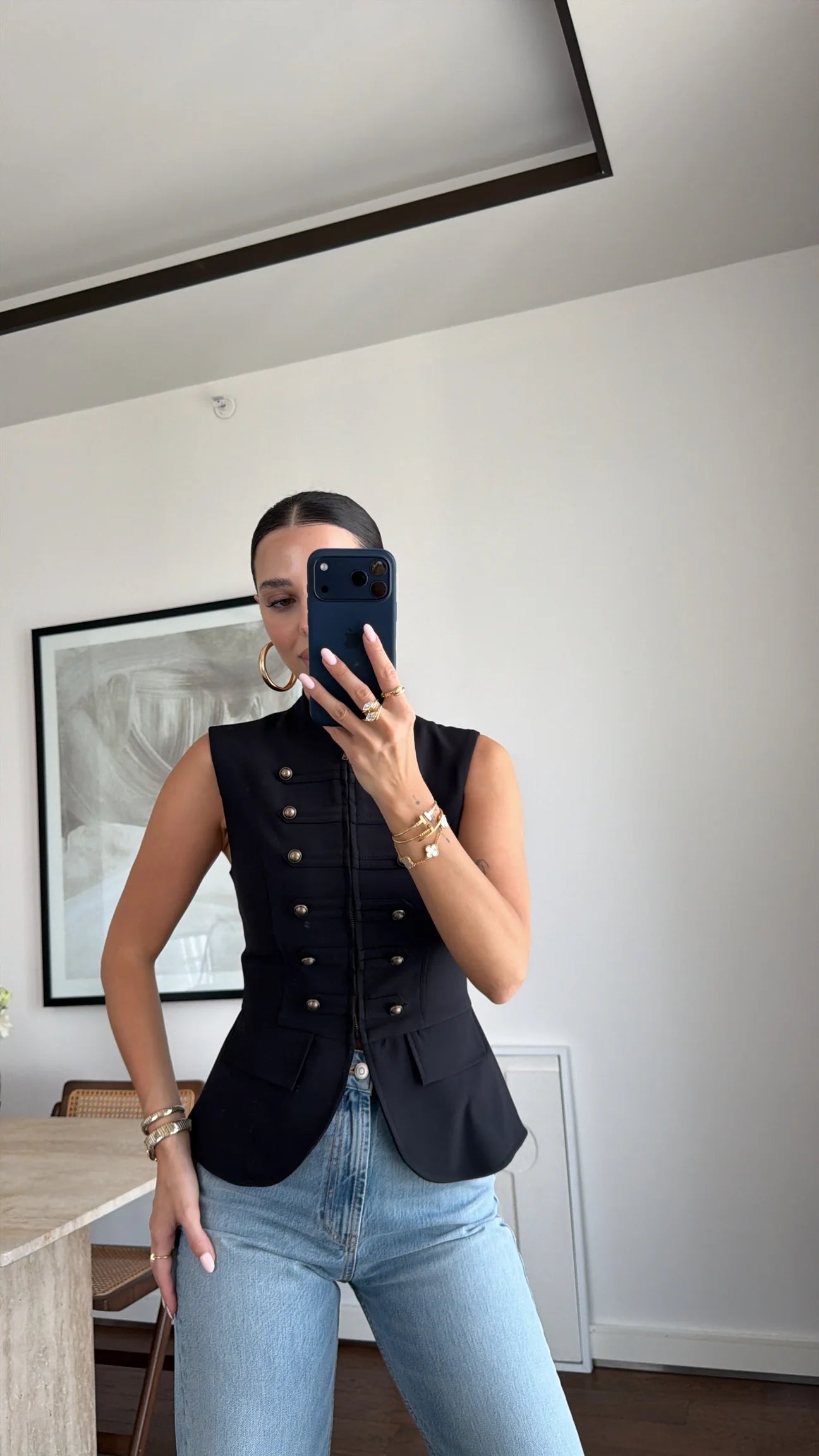 SLEEVELESS BUTTON SHIRT- limited edition