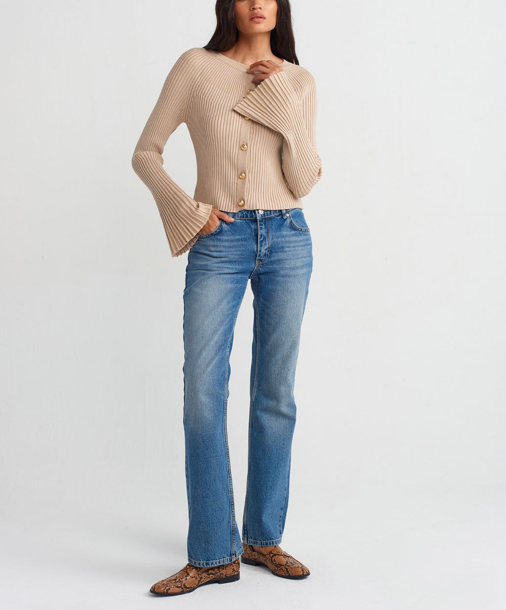 Spanish -Sleeve Knit Cardigan