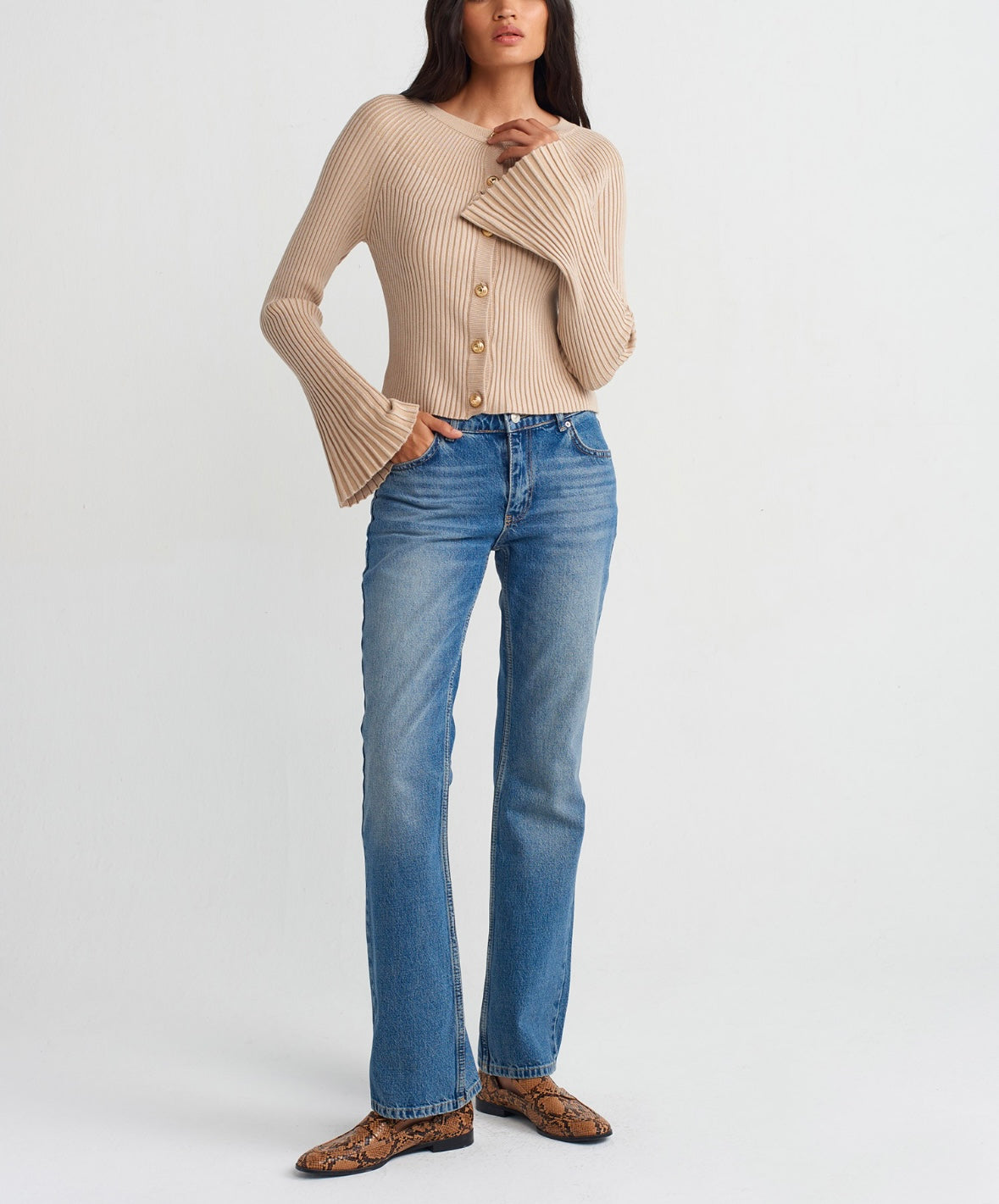 Spanish -Sleeve Knit Cardigan