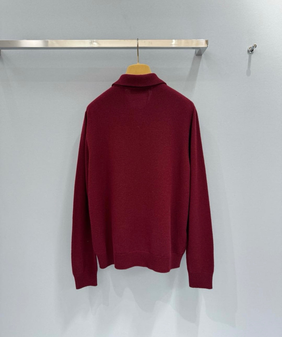 Polo-Neck intarsia logo sweater Cashmere-knit
