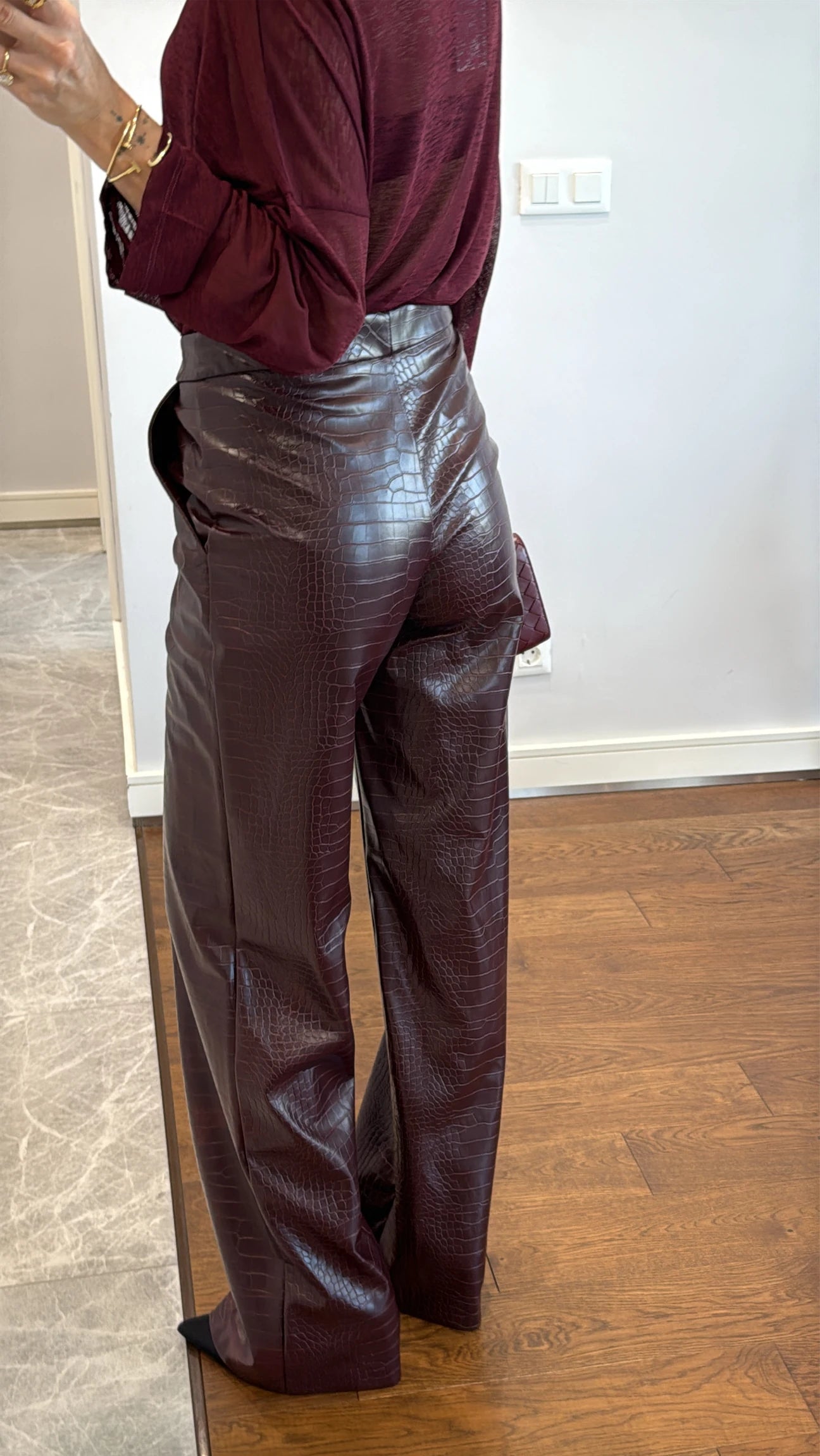High-waist Snake Skin Pants