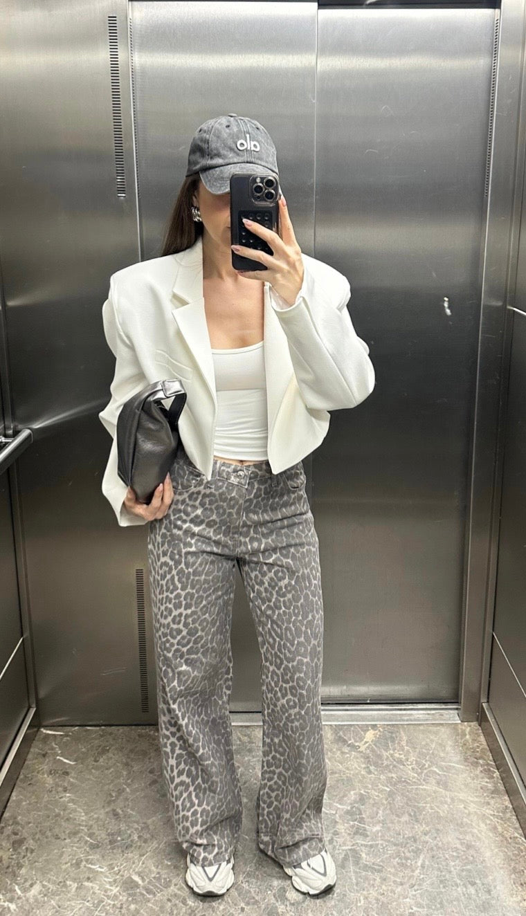PREMIUM- CROPPED BLAZER - WHITE