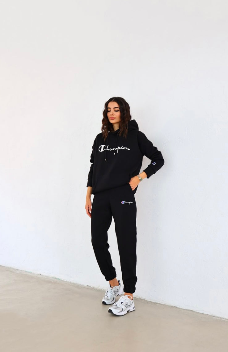 CHAMPION OVERSIZED BLACK OUTFIT (2 PIECES)