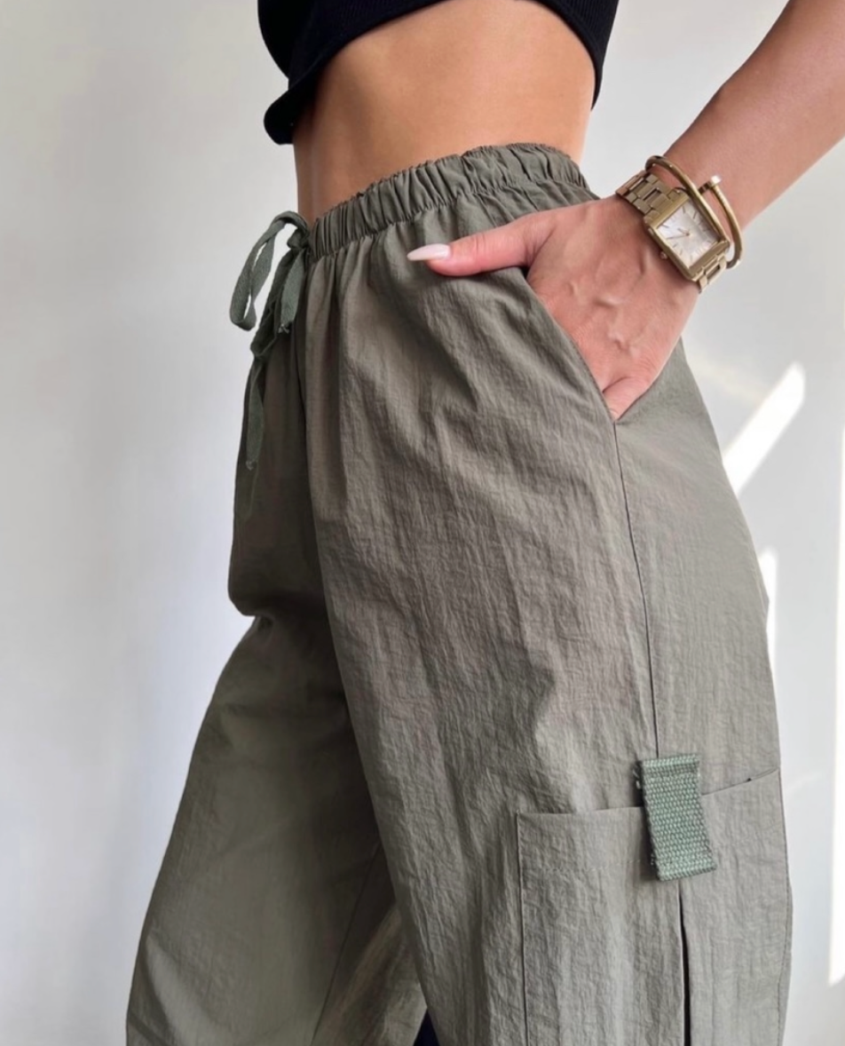 parachute cargo pants