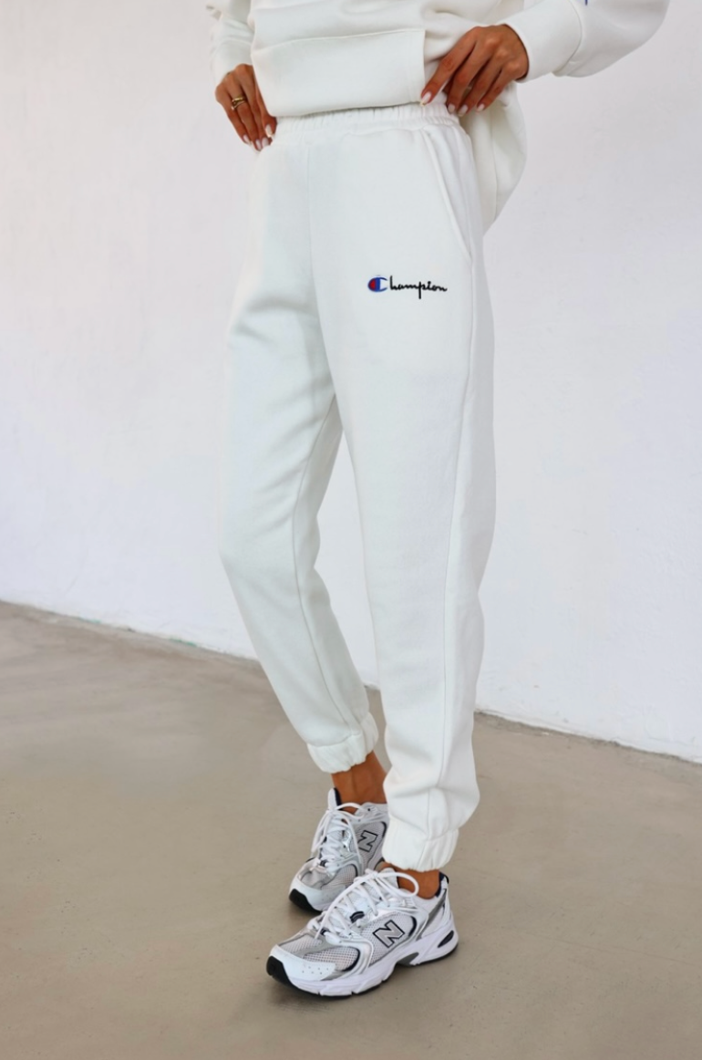 WHITE CHAMPION OUTFIT ( 2 pieces )