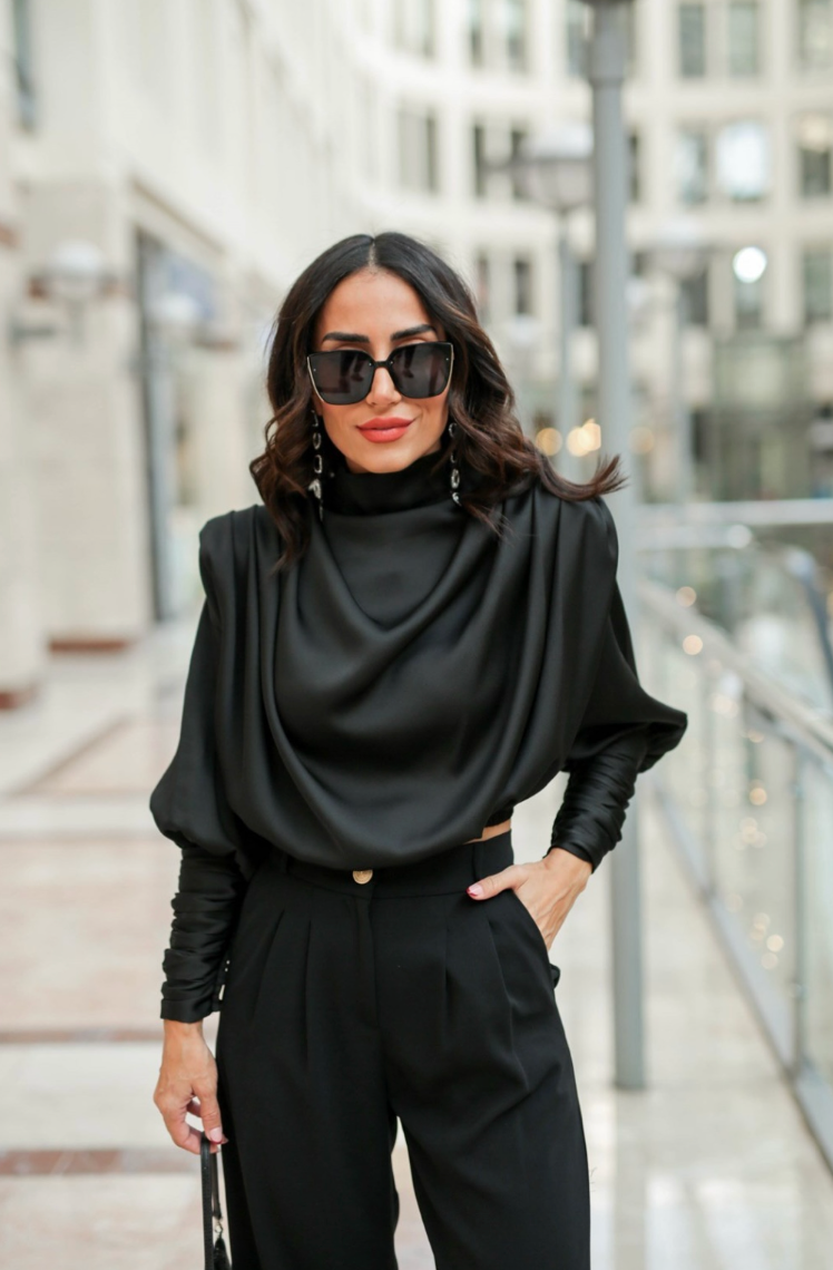 Black saten blouse