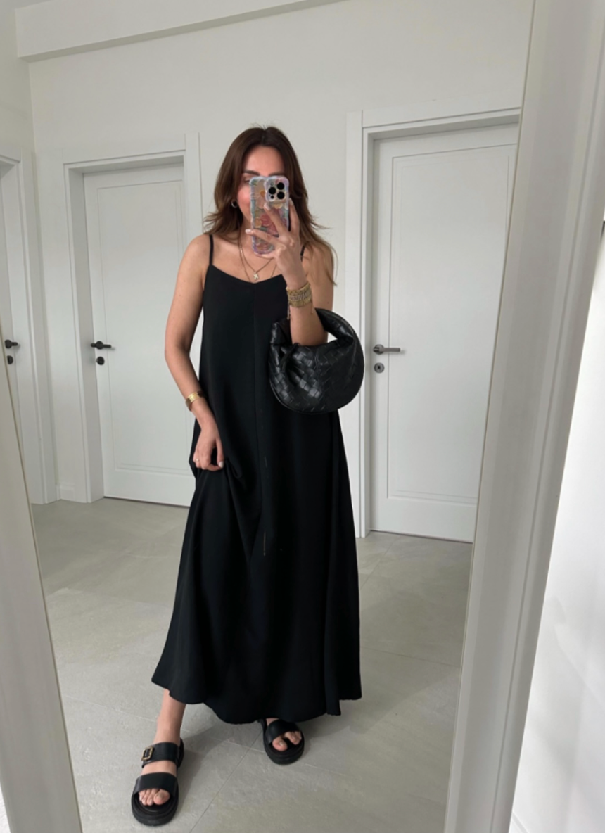 Ss25 black oversized dress