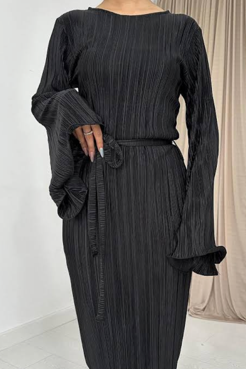 Black  SPANISH SLEEVE PLEATED DRESS