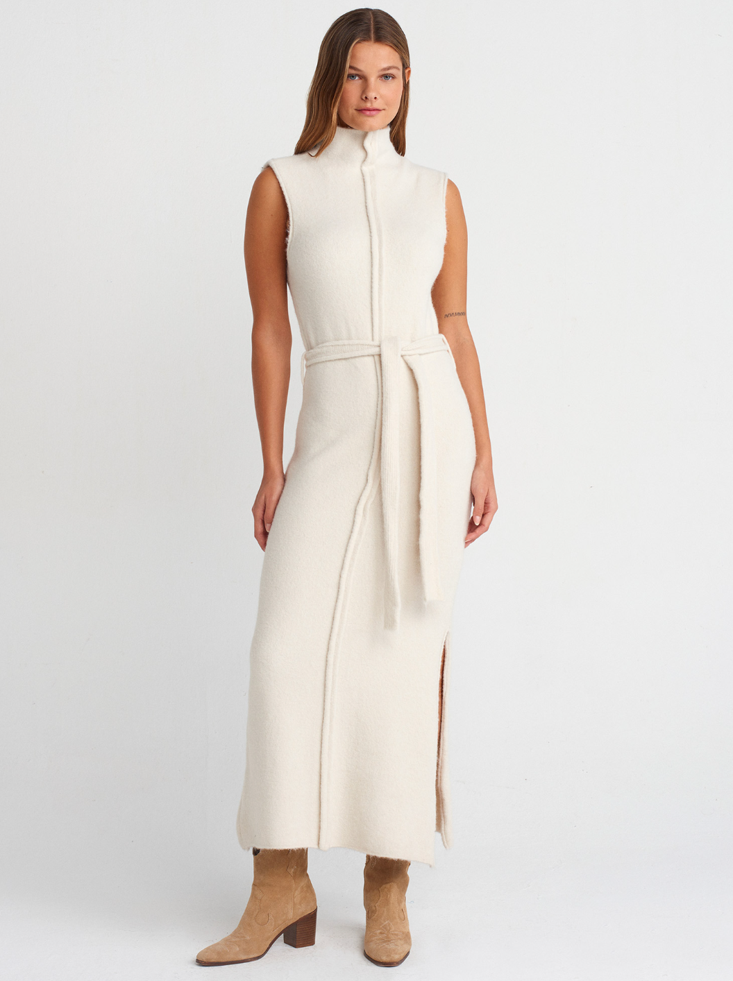 belted Knit-midi-dress