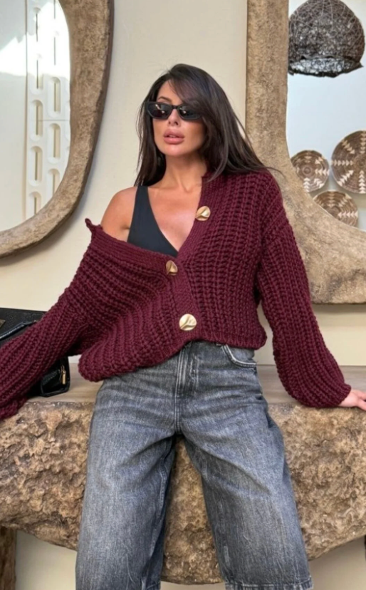 Crew Neck Soft Textured Pocket Buttoned Knit Cardigan-Burgundy